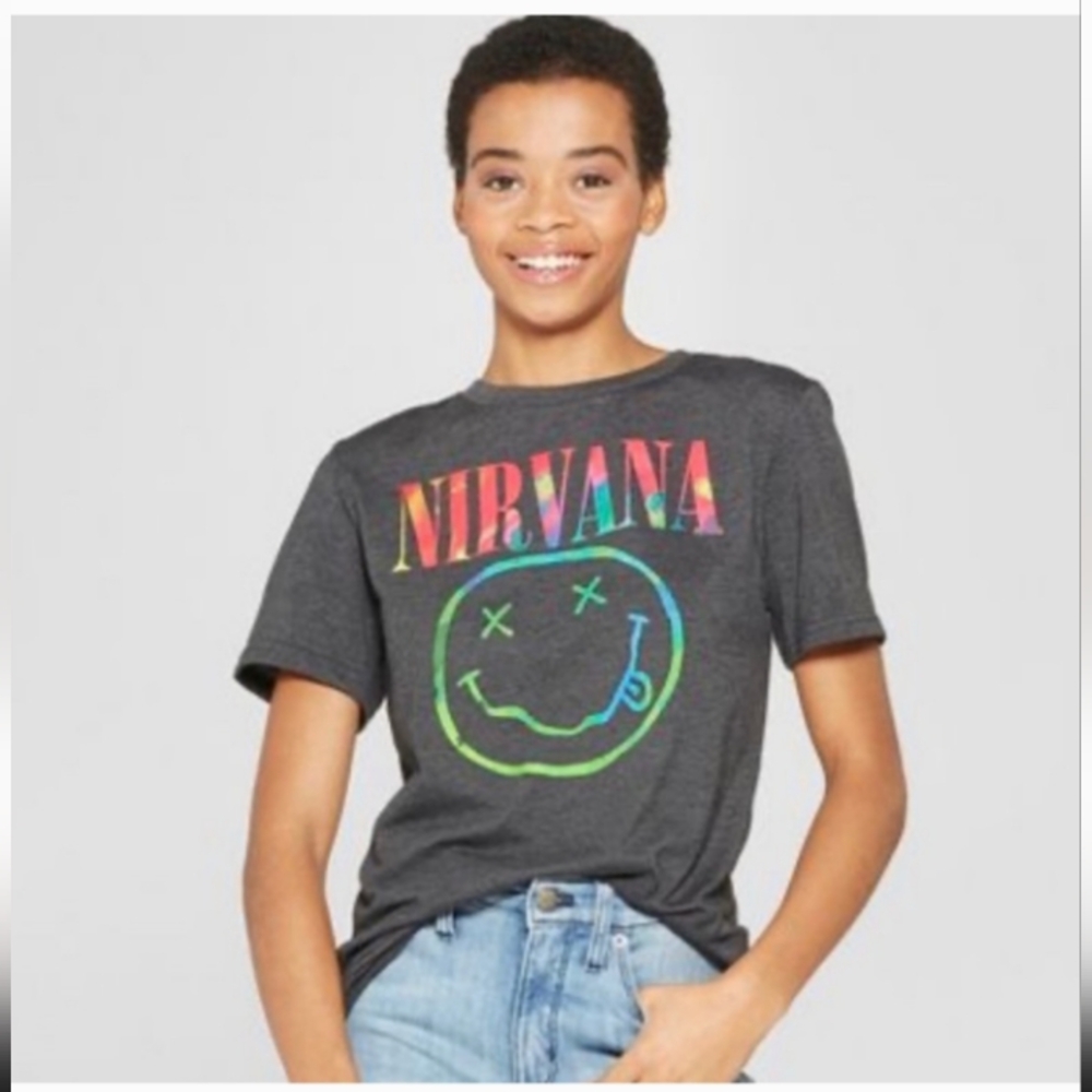 NIRVANA T-shirt size M short sleeves band graphic tee.  Color Gray